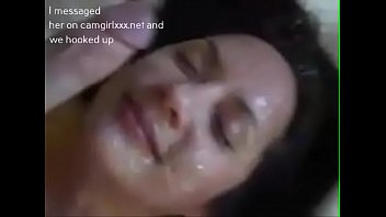 Preview 4 of Pornugas - Hot babe I met online sucking my dick and licking my balls