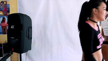 Preview 2 of Malika Sherline - Gali Diva - P&iacute_ntame de blanco papi (Tr&aacute_iler)