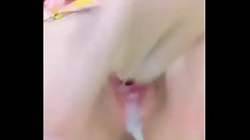 Preview 1 of Real Busty Buffy - Lồn e ra nước rồi ai b&uacute_ gi&uacute_p em với chứ em chịu kh&ocirc_ng nỗi nữa rồi