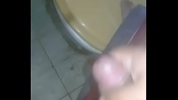 Preview 4 of Sex Koso Kon - Masturbandome un rato