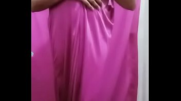 Preview 1 of Yang Garls 10 Yers Likchar - Sunita bhabhi homemade porn