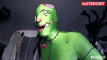 Preview 2 of Seceducing Secretary - LETSDOEIT - #Lullu Gun - Halloween Crazy Threeway With A Sexy German Teenager