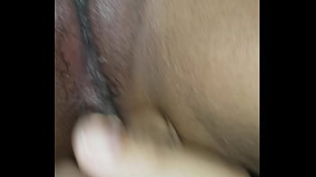 Preview 1 of Ww Xxxvideo C - A mi novia le exita que le meta mis dedos en su culo y me exita mucho, no tiene nada de pelos en su vagina y estamos planeando hacer un trio, quiero un hombre que la haga exitar y gritar de placer y que se la metan por el culo y grite.
