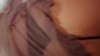 Preview 4 of Debby Ryan Nackt - Prostituta no me cobra por cojerla rico