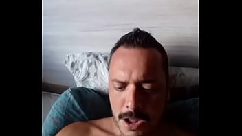 Preview 3 of Sammy 1 Skype - Minha cara quando eu gozo