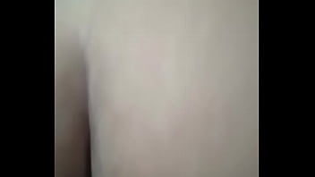 Preview 3 of Desi Girl Kissing In Car - V&iacute_deo de verifica&ccedil_&atilde_o