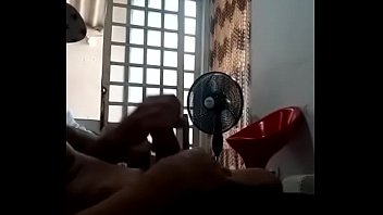 Preview 2 of Sex Borno Amirika - NOVINHO BOTOU VIZINHO H&Eacute_TERO CASADO PRA MAMAR
