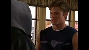 Preview 3 of Tubxporn Busty Mom - The OC.2&deg_ Epis&oacute_dio 1&deg_ Temporada