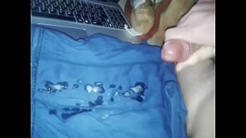 Preview 2 of Longleg Beach - Cumshot