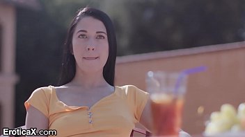 Preview 1 of Couple Pic Cock - EroticaX - Brunette Wants To Fuck Older Friend