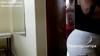 Preview 1 of Innocent Pussy Com - Cunhada veio em casa dar uma geral e levou rola (Angel Davila Bbb)