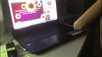 Preview 2 of Bengozz Brosar - Ninfetinha sentando enquanto eu bebo uma cerveja