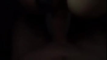 Preview 3 of Bengozz Brosar - Ninfetinha sentando enquanto eu bebo uma cerveja