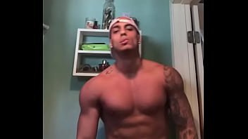 Preview 4 of Tattooed Mfc - WWW.MAROMBAGAY.NET - Boy musculoso safado smoking
