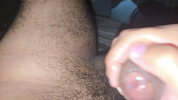 Preview 2 of New Prono Xxx 2018 - Casado Sigiloso Boquetando o Motorista de Caminh&atilde_o Indo Para o Trabalho.