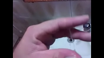 Preview 4 of Anal German First Time - eu batendo uma punheta e gozando gostoso pra mulherada do xvideos