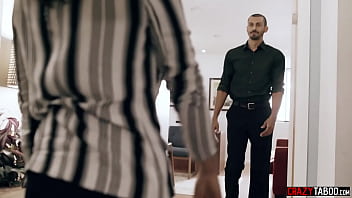Preview 1 of Oi C - Psychiatrist manipulates latina teen into having sex with him