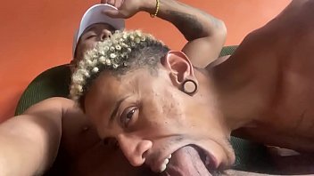 Preview 1 of Game Guess - Fui na casa do Yuri Oberon e acabou rolando uma foda