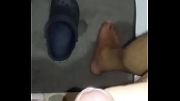 Preview 3 of Girl Caught Wearing A Diaper - Masturbandose