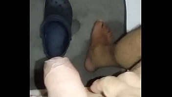 Preview 4 of Girl Caught Wearing A Diaper - Masturbandose