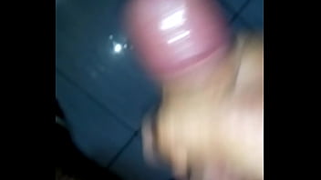 Preview 4 of Xnxx 19 Prun Porno - Baiano batendo uma no banheiro de manh&atilde_ cedo e gozando gostoso
