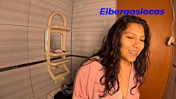 Preview 1 of Mia Khlifa Hit Sex - Me rog&oacute_ que le hiciera un hijastro,  pero ella luego dijo que quer&iacute_a que me corra atr&aacute_s,  que era m&aacute_s eficiente.