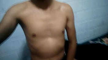 Preview 2 of Cocky Milf Ian - V&iacute_deo de verificaci&oacute_n
