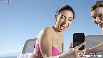 Preview 1 of Phim Sec Xlx Video - Only3x (Girls) brings you - Frida Sante and Mery Monro toying their gaping holes