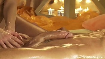 Preview 4 of Girlfriend Sex Morning - An Arousing Pussy Massage Of A Man