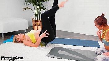 Preview 2 of Medam Xvideo - MommysGirl Vanna Bardot Has A Hardcore Fingering Yoga Training With Hot MILF Ryan Keely