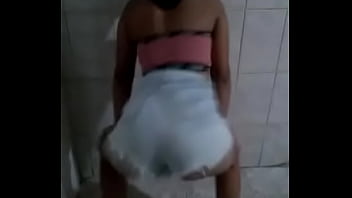 Preview 2 of Bradar Sister Sex Viedo Frnd - Laurinha dan&ccedil_ando com seu rabao