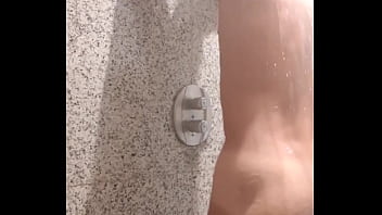Preview 1 of Telugu Double - Banho no hotel