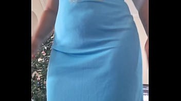 Preview 1 of Indiasex Porn - Minha esposa exibindo seu vestido novo