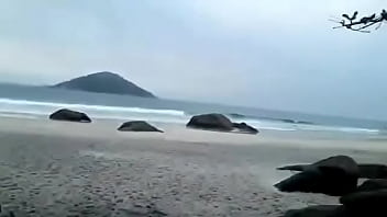 Preview 2 of Mom Bus - Bastidores da Grava&ccedil_&atilde_o com o Novinho na Praia de Abric&oacute_ . Nudismo,  Rio de Janeiro.