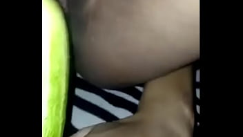Preview 4 of Boty Amerika - Indian wife pussy in cucumbers seduced by my wife nude strip ur cloth