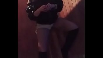 Preview 1 of Real Froce Mom - Ensayando besame de camila