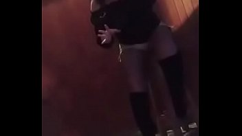 Preview 4 of Real Froce Mom - Ensayando besame de camila