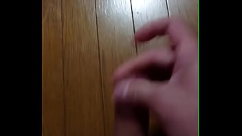 Preview 2 of Gemelle Lesbiche - 短小包茎チンポ　勃起前に皮オナ射精