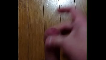 Preview 3 of Gemelle Lesbiche - 短小包茎チンポ　勃起前に皮オナ射精