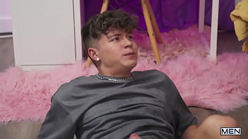 Preview 3 of Israel Girl Xxx - Gooner Femboy Rode My Dick/ MEN / Drake Von,  Sam Ledger
