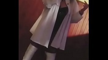 Preview 3 of Hongkong Sex Hd - Analia cantando en cuarentena