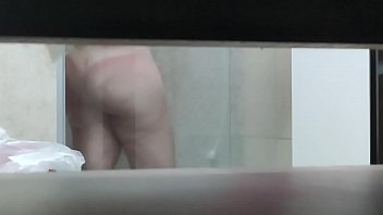 Preview 2 of Lost Bet Femdom Army - gravou a irma tomando banho com marquinha depois de perceber que ela estava b. muito gostosa e tesuda video real