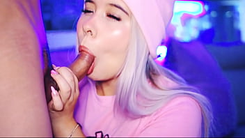 Preview 1 of Love Romantic - Valentina,  the University Girl,  Lives to Have Her Mouth Filled with Cum,  Her Lips Always Ready for the Next Dick!