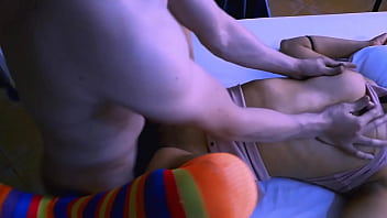 Preview 1 of Katundu Porn Video Com - La hermanastra invit&oacute_ al infiel a su cine,  y se entregaron por completo.
