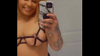 Preview 4 of Enjena Juli - Sexy in the Bathroom