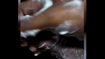 Preview 1 of Xxx Qax - Lavando pra voc&ecirc_