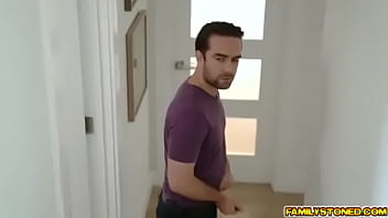 Preview 1 of Cricket Xxx Sex - Stepmom Gold Diggers Get It I0.mp4