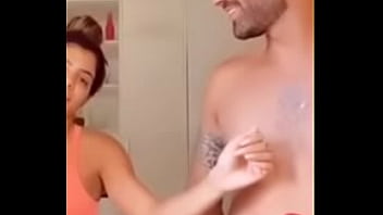 Preview 4 of World Porn Video - NETTO EX FAZENDEIRO RECORD com a mala marcada no short