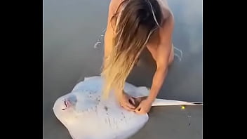 Preview 3 of Sunelion Xxx Video Com - Loira na praia