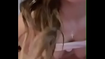 Preview 2 of Guy Cums On Girls Prank - Rica masturbandose